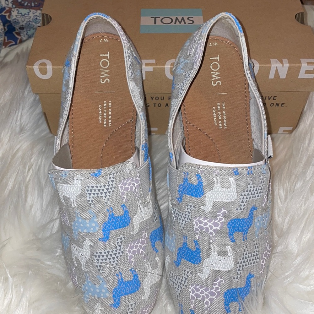 EUC. Tom’s Redo do Drizzle Gray Chambray Llamas